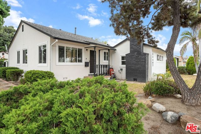Property photo of 11437 Fairford AV