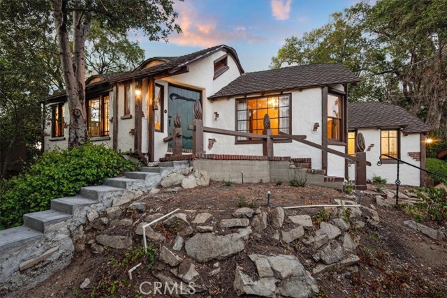 Property photo of 1855 Verdugo Knolls DR