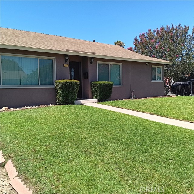 Property photo of 2479 Lennox ST
