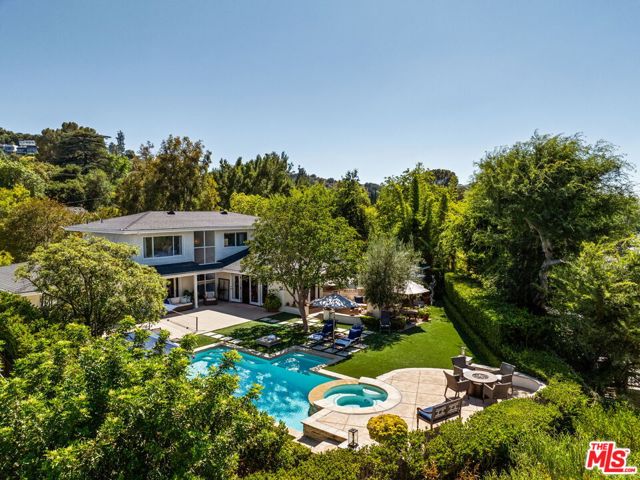 Property photo of 15071 Valley Vista BL