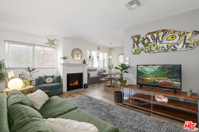 Property photo of 1239 9th ST