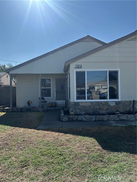 Property photo of 11818 Graystone AV
