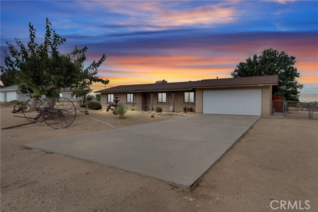 Property photo of 15118 Walnut