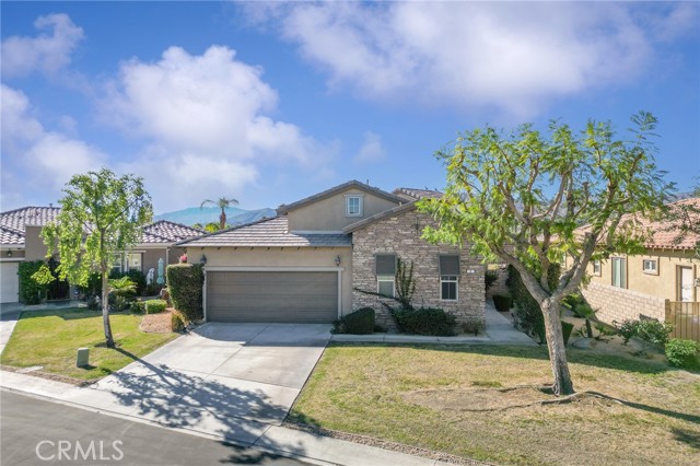 Property photo of 7 Lake Como