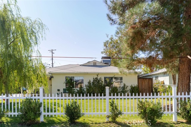 Photo of 1208 E Avenue R2