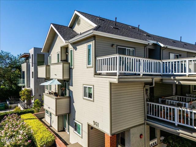 Property photo of 961 E California BL