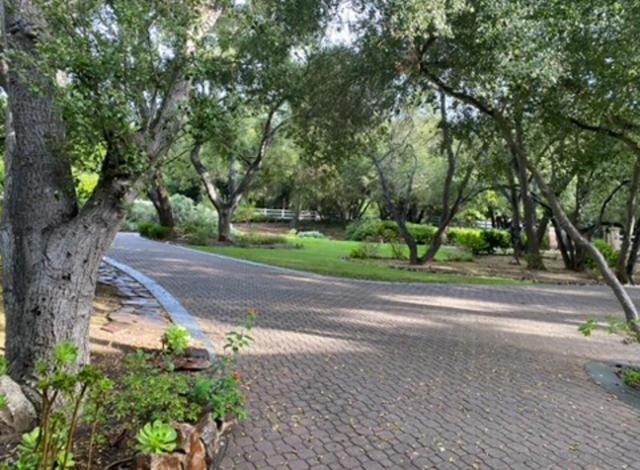 Property photo of 45455 Lorenz Ln