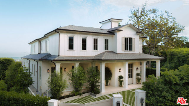 Property photo of 1682 San Onofre DR