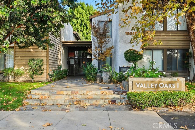 Property photo of 15511 Sherman Way