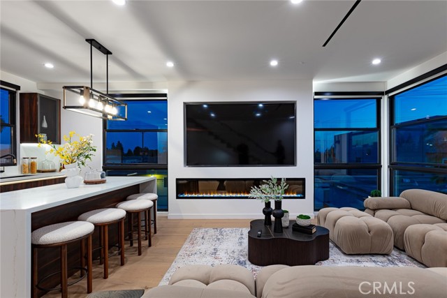 Photo of 3975 Frances Av