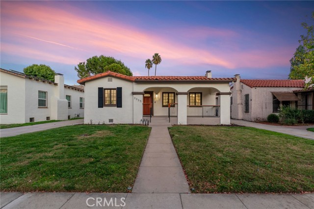 Photo of 3335 N Mayfield