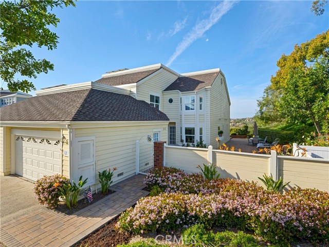 Property photo of 1 Taywood CT