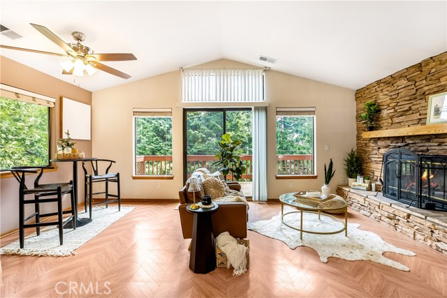 Property photo of 862 Strawberry Peak RD