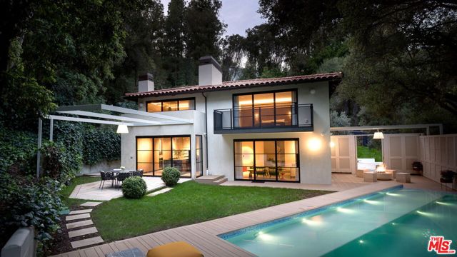 Property photo of 2167 Mandeville Canyon RD