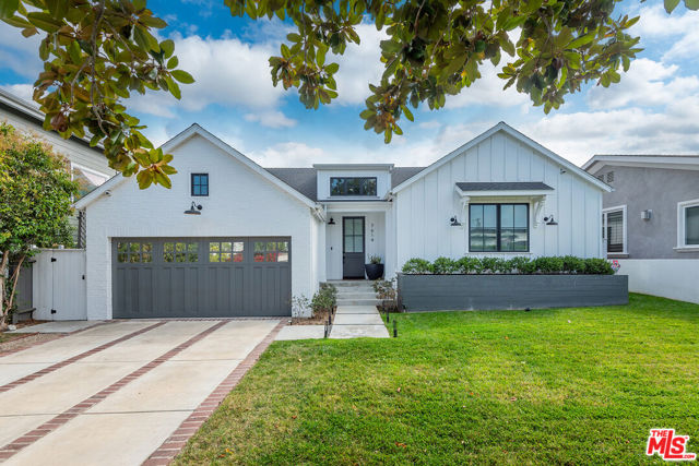 Property photo of 7614 Truxton AV