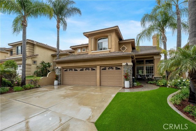 Property photo of 1033 S Creekview LN