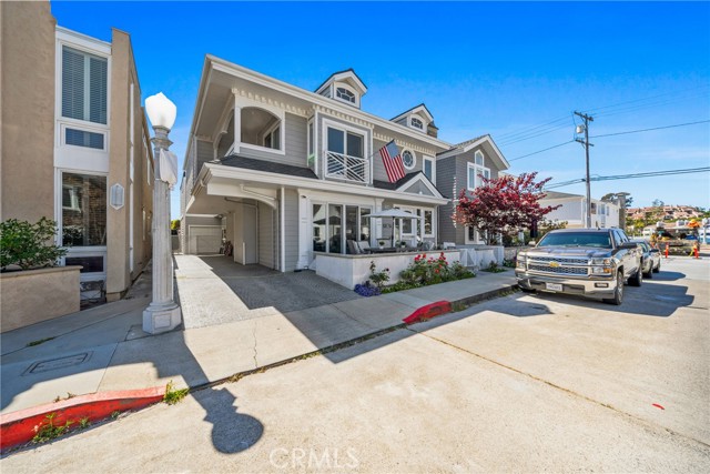 Property photo of 327 Amethyst AV