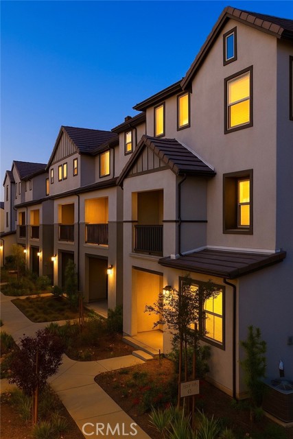 Property photo of 509 Tamarind WY