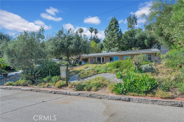 Property photo of 3777 N Arrowhead AV