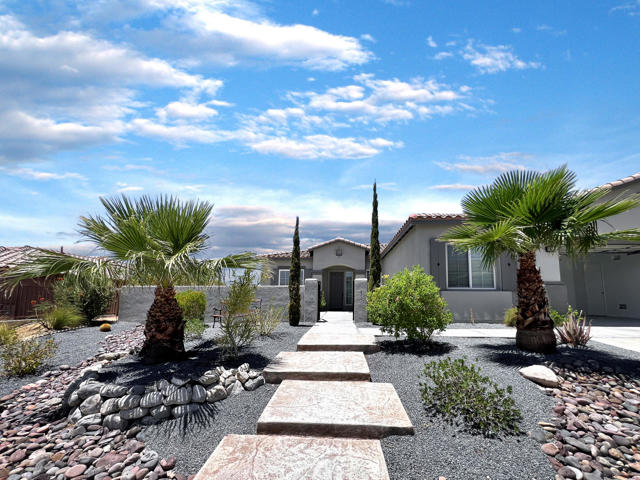 Property photo of 11615 Pomelo DR