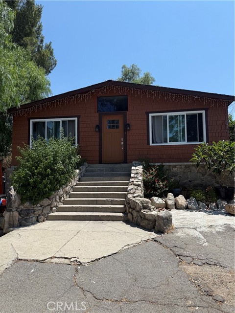 Property photo of 10418 Samoa AV