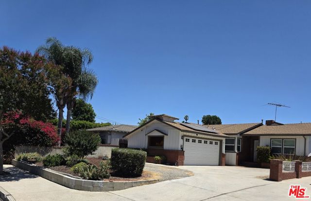 Photo of 6938 Balboa Bl