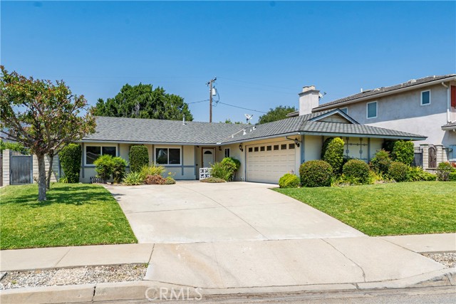 Photo of 549 E Walnut Av
