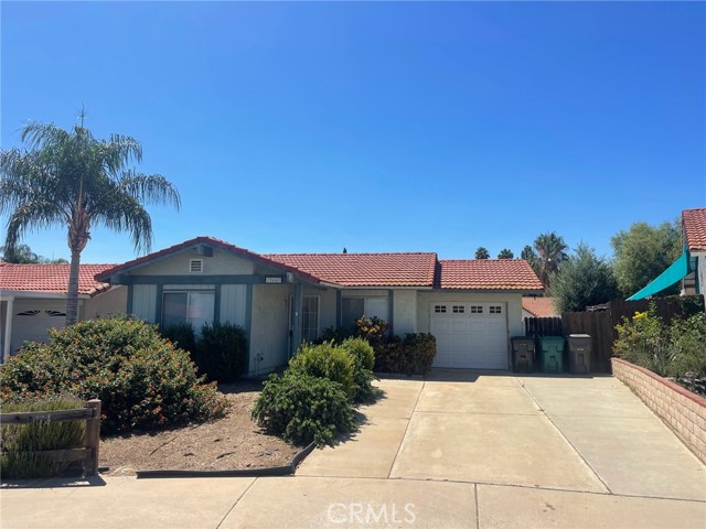 Property photo of 25667 Leah LN