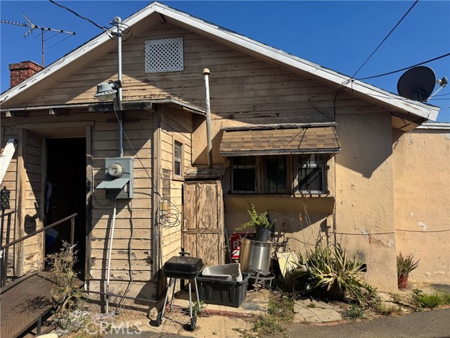 Property photo of 633 S Downey