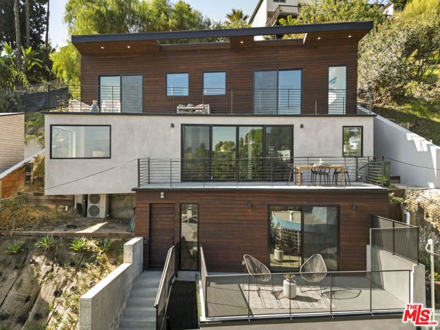 Property photo of 4691 Glenalbyn DR