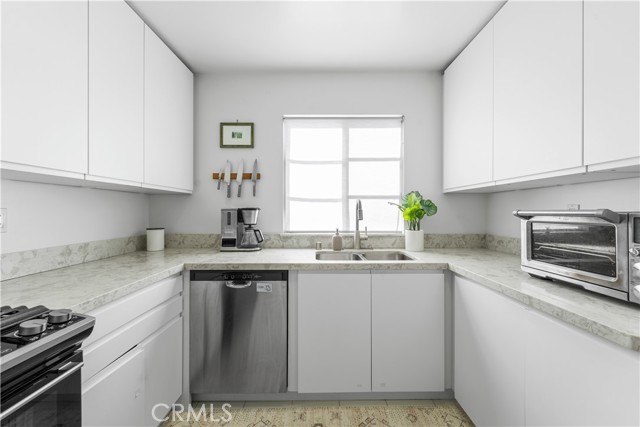 Property photo of 392 S Marengo