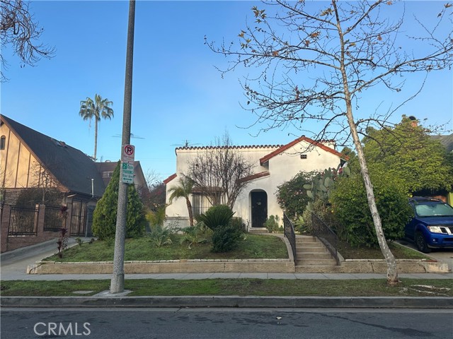 Property photo of 733 N Sierra Bonita AV