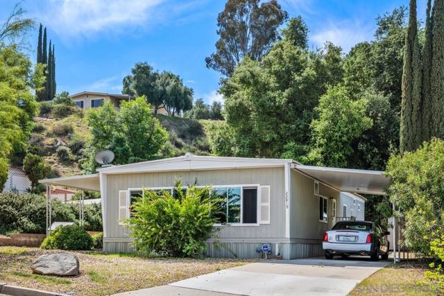Property photo of 22819 Skylink Dr.
