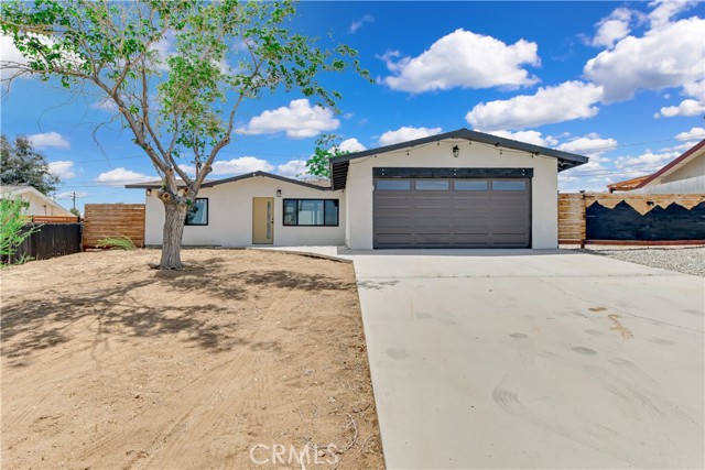 Property photo of 61461 El Reposo ST