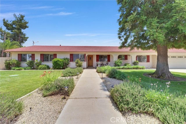 Property photo of 25270 Tradewinds Dr