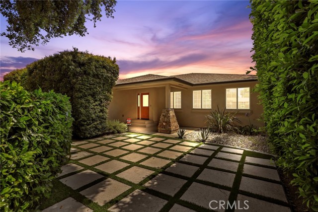 Property photo of 136 W Sandra AV
