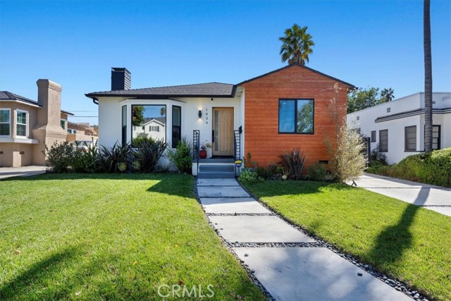 Property photo of 1834 Stearns DR