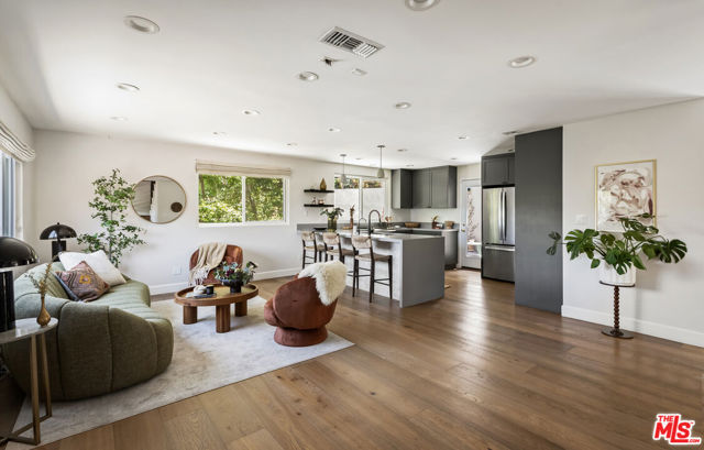 Property photo of 4614 San Andreas AV