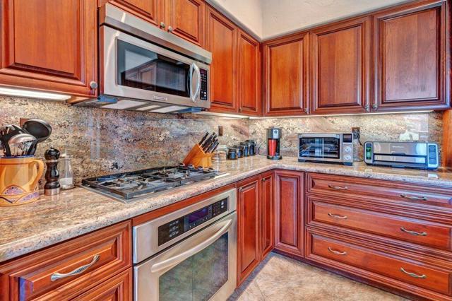Property photo of 76546 Begonia LN