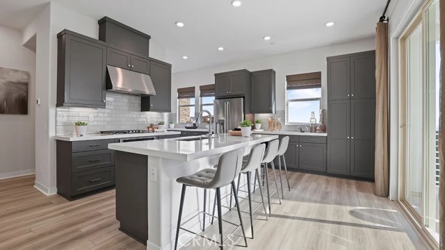 Property photo of 1135 Walnut TE