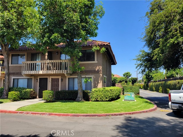 Property photo of 943 Willow AV