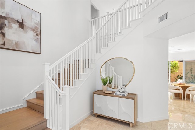 Property photo of 52 Acorn Glen