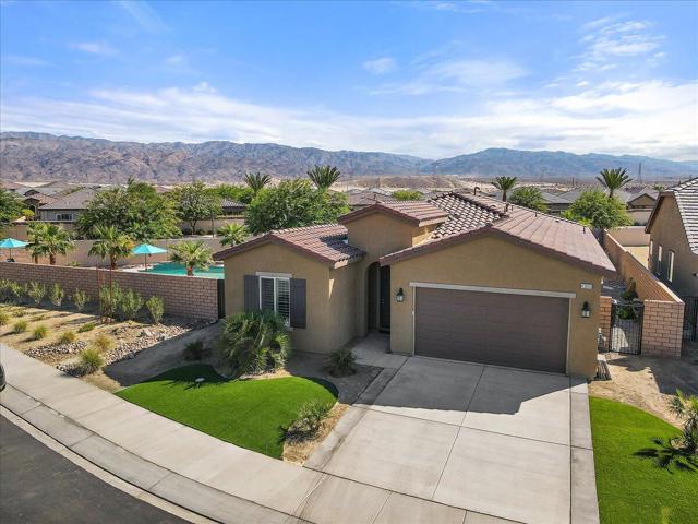Property photo of 43600 Vacanza CT