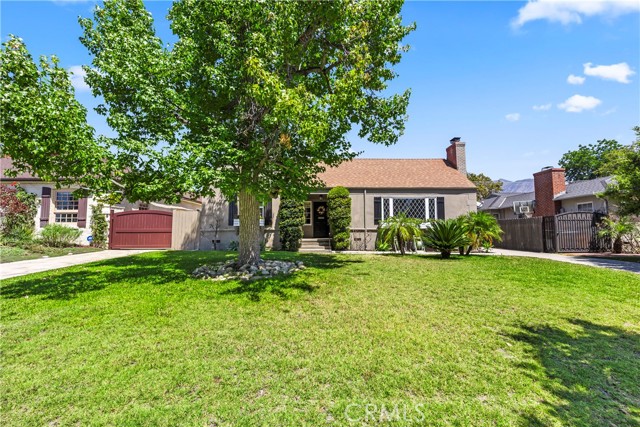 Property photo of 2205 Las Lunas ST
