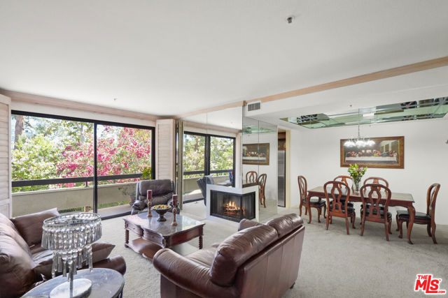 Property photo of 2102 Century Park LN