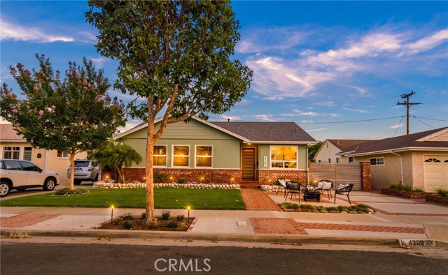 Photo of 4202 Carmen St