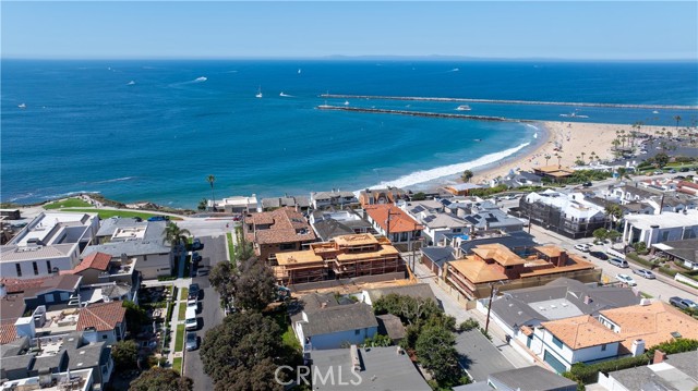 Property photo of 209 Narcissus AV
