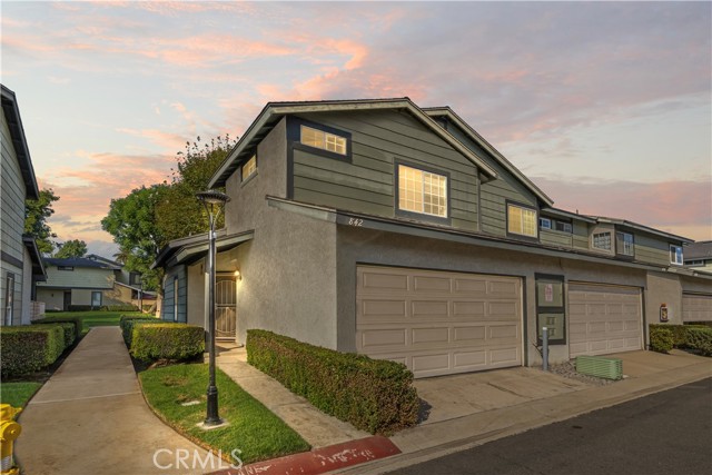 Property photo of 842 Carlton Privado