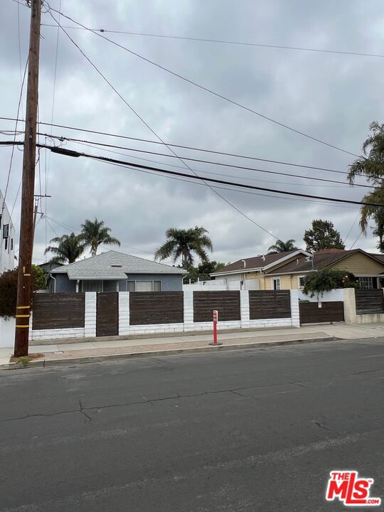 Property photo of 1526 Penmar AV