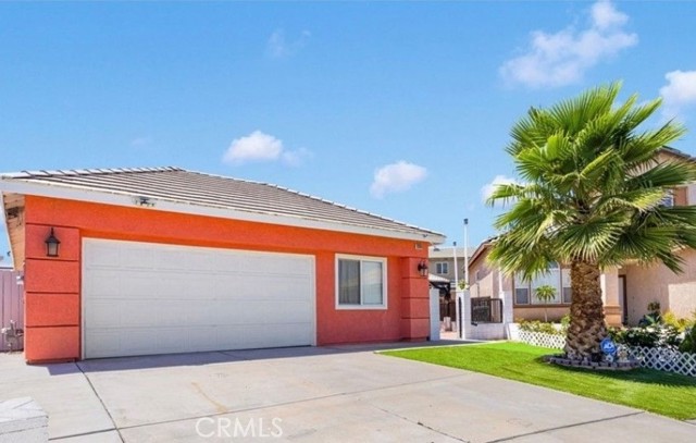 Property photo of 13261 Via Del Lago